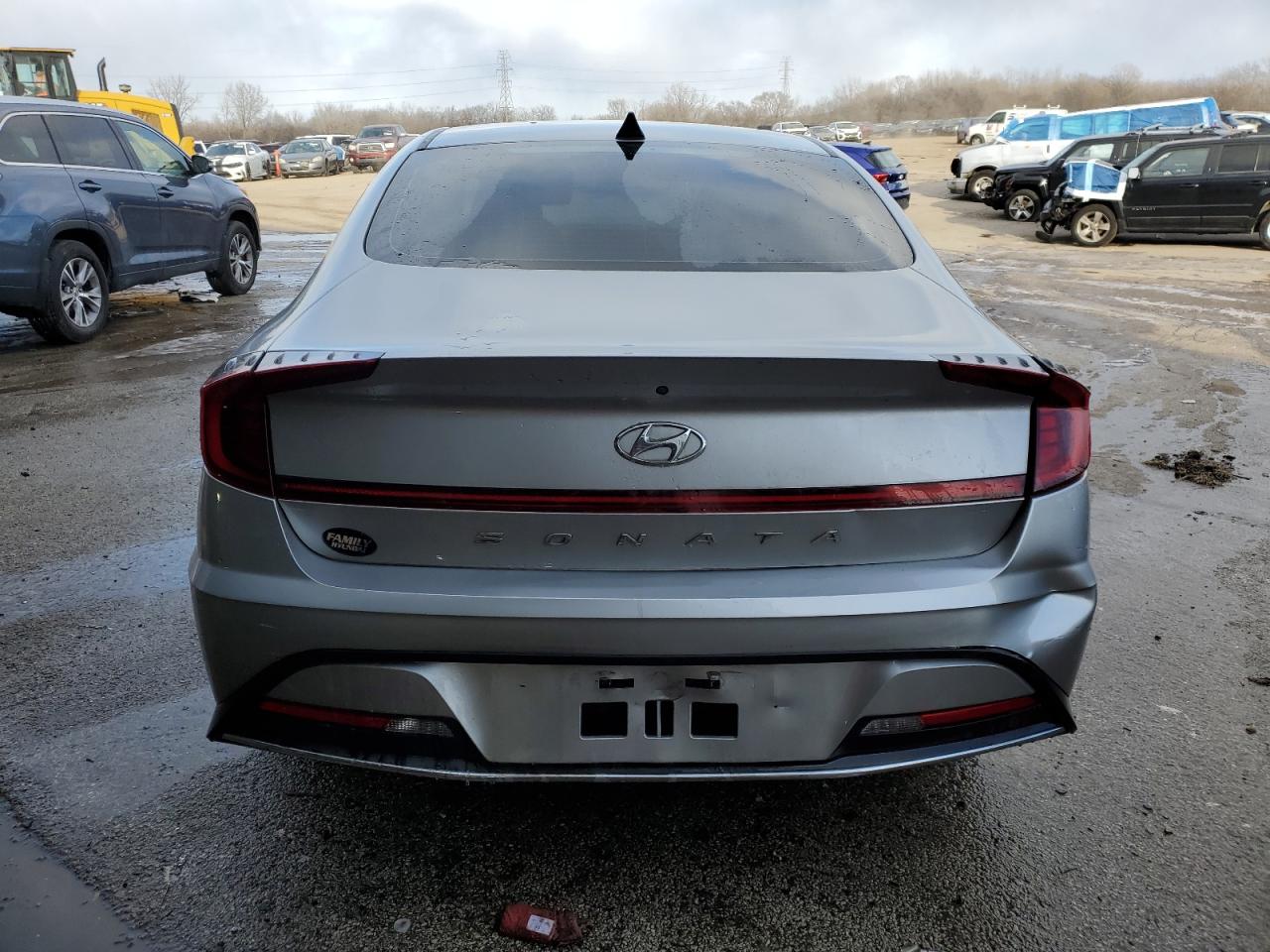 2022 Hyundai Sonata - Image 6