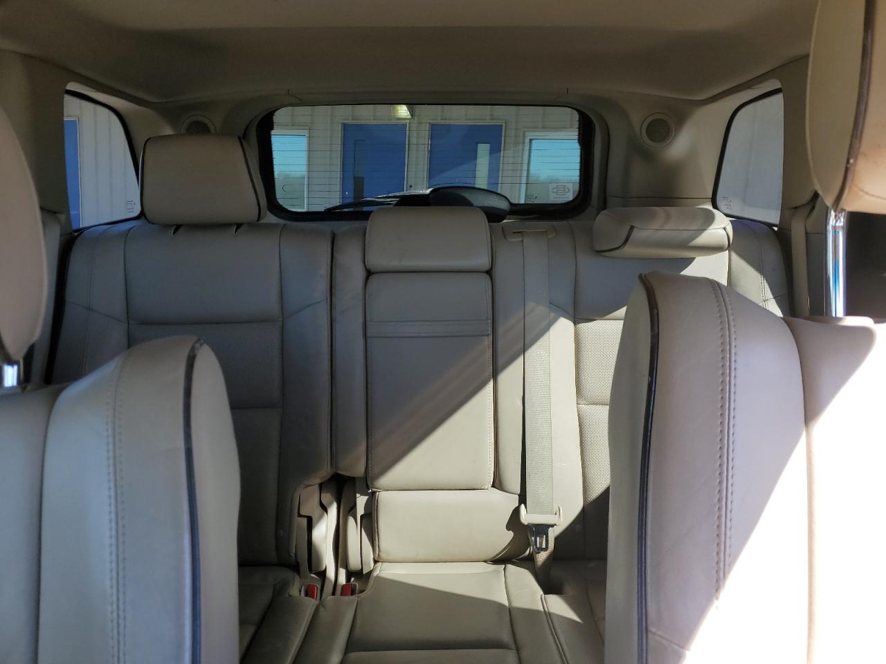 2013 Jeep Grand Cherokee - Image 10