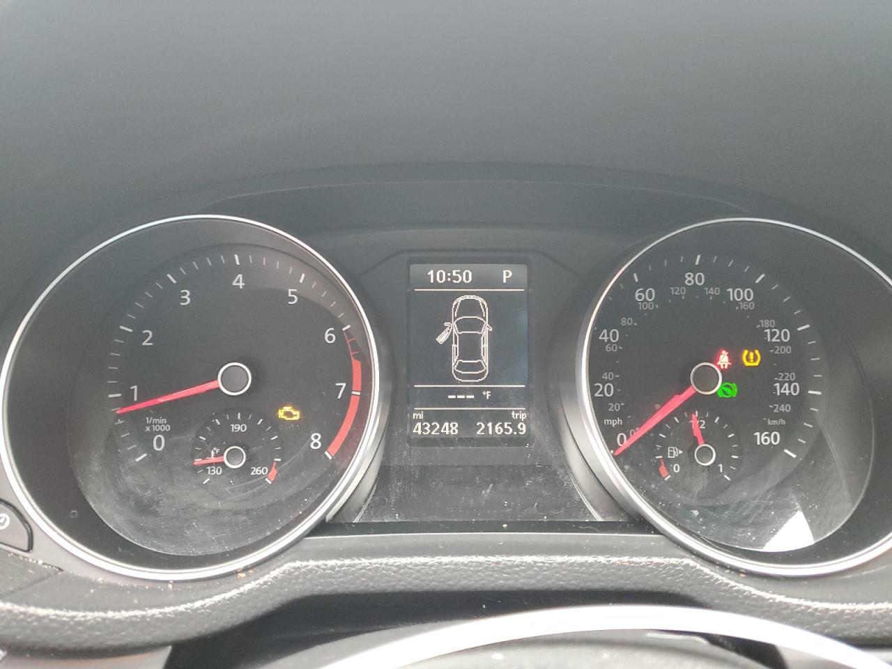 2017 Volkswagen Passat - Image 9