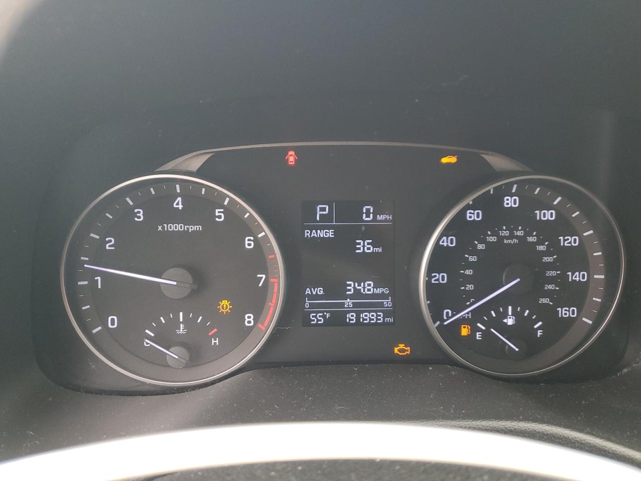 2017 Hyundai Elantra - Image 9