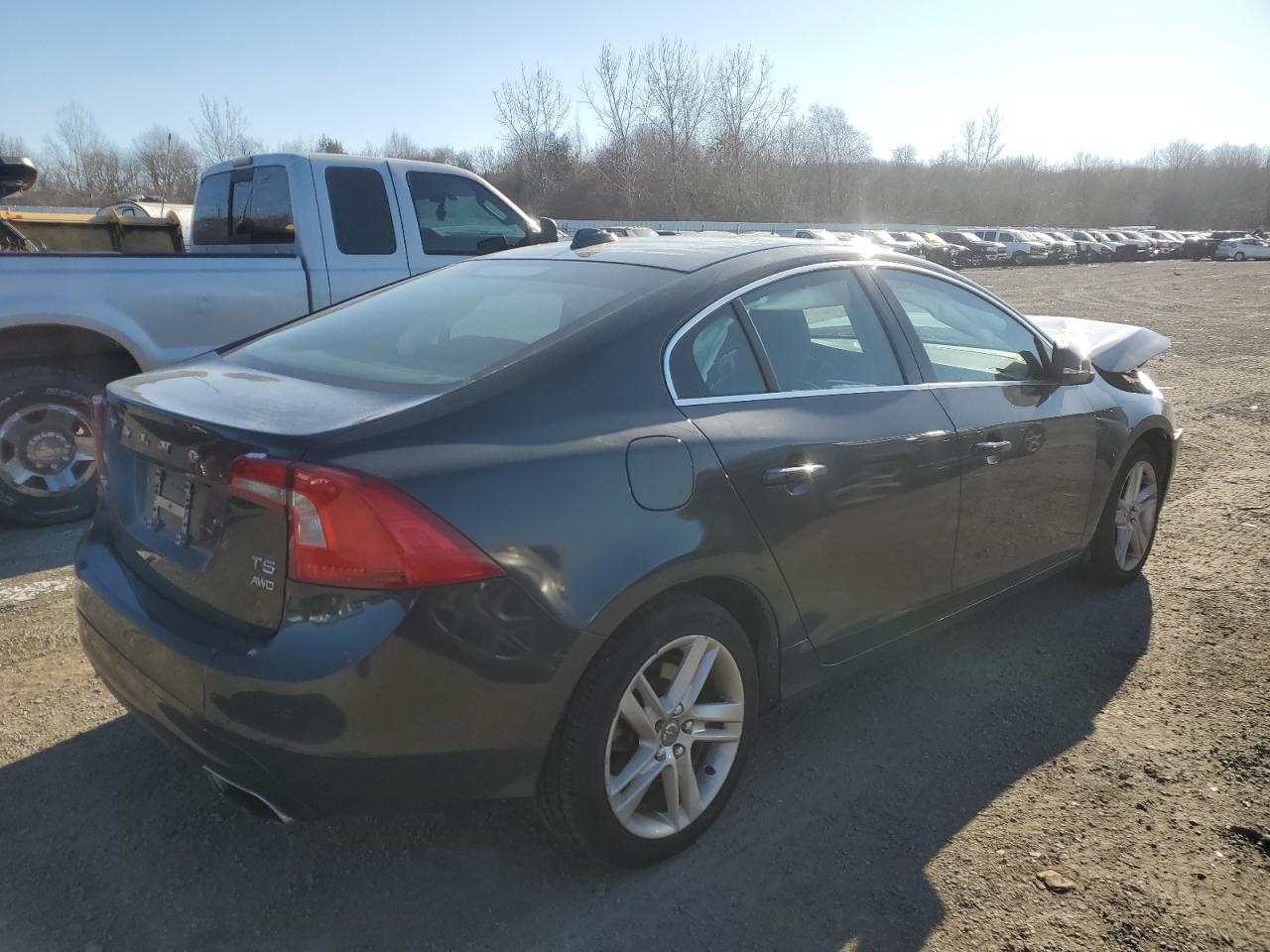 VIN YV1612TK0F2358156 2015 VOLVO S60 no.3