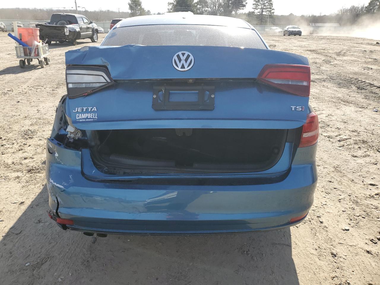 2018 Volkswagen Jetta - Image 6