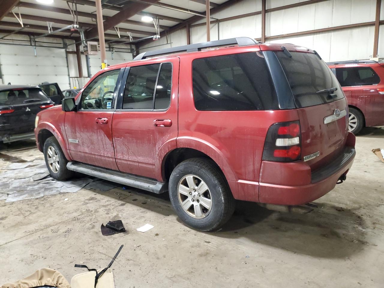 2008 Ford Explorer - Image 2