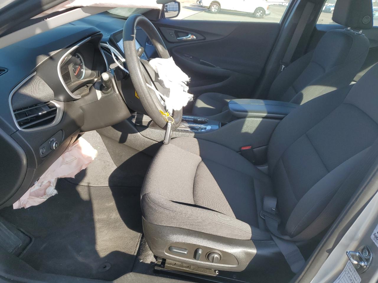 2022 Chevrolet Malibu - Image 7