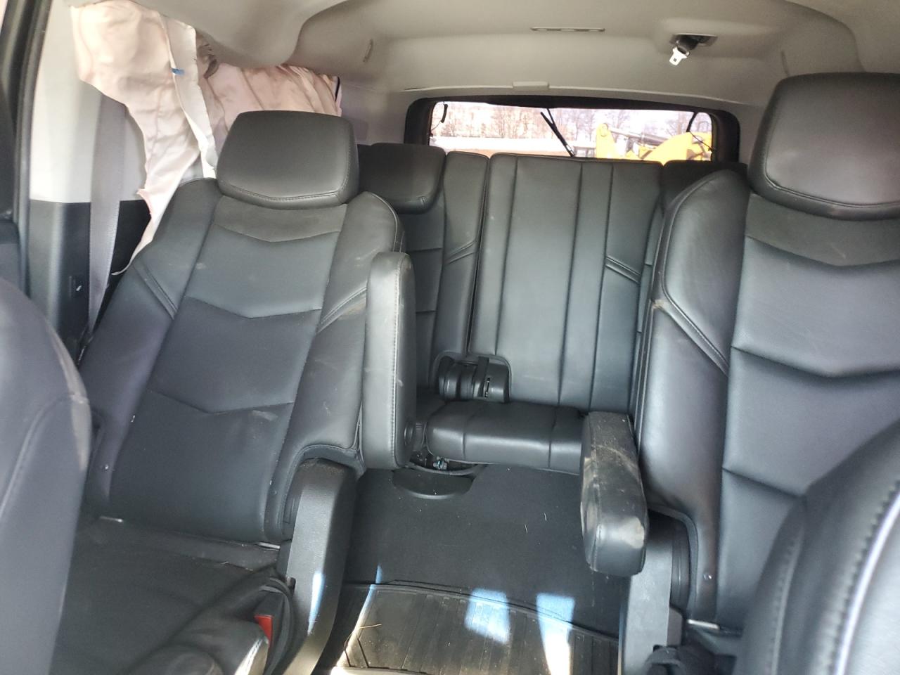 2016 Cadillac Escalade - Image 10