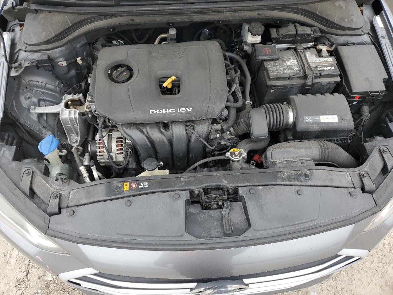 2017 Hyundai Elantra - Image 11