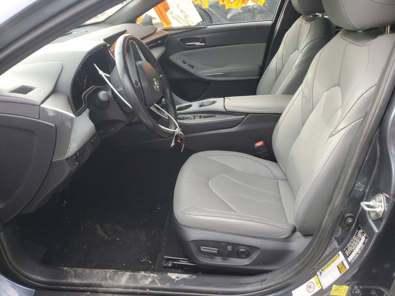 2019 Toyota Avalon - Image 7