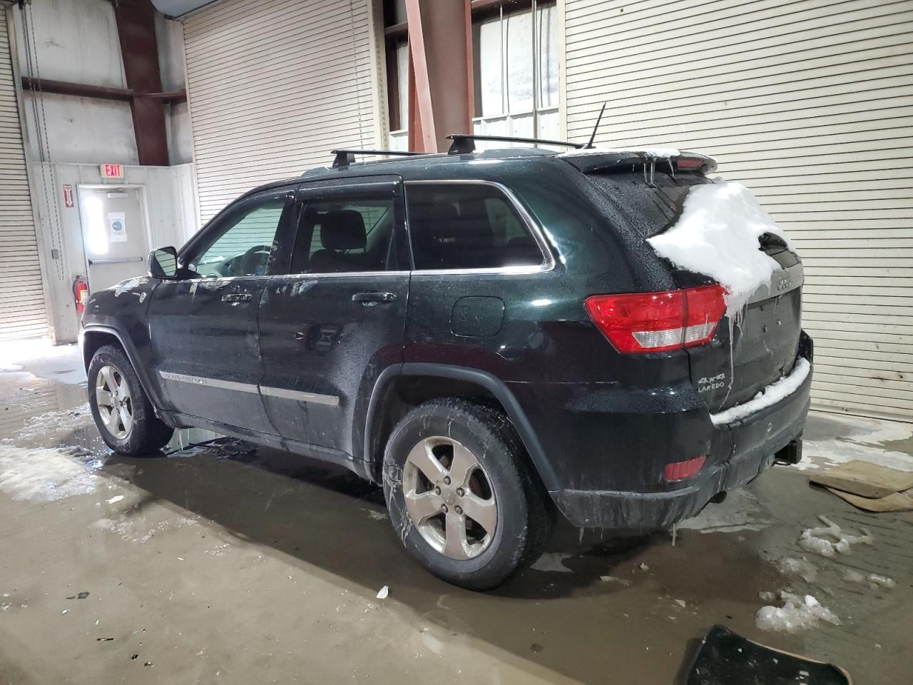 2013 Jeep Grand Cherokee - Image 2