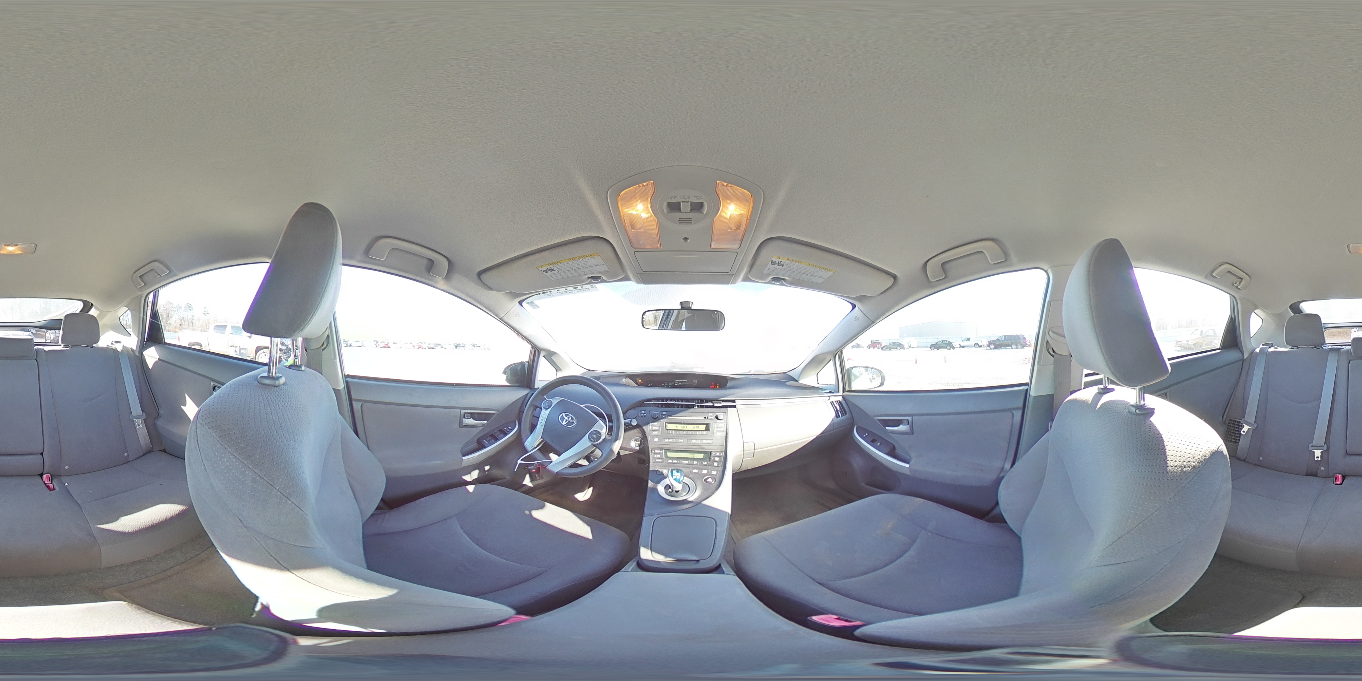 2010 Toyota Prius - Image 13