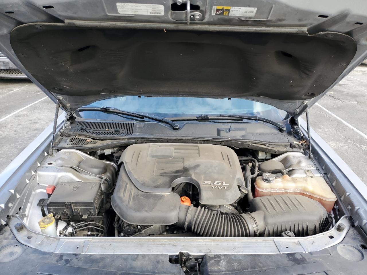 2016 Dodge Challenger - Image 11