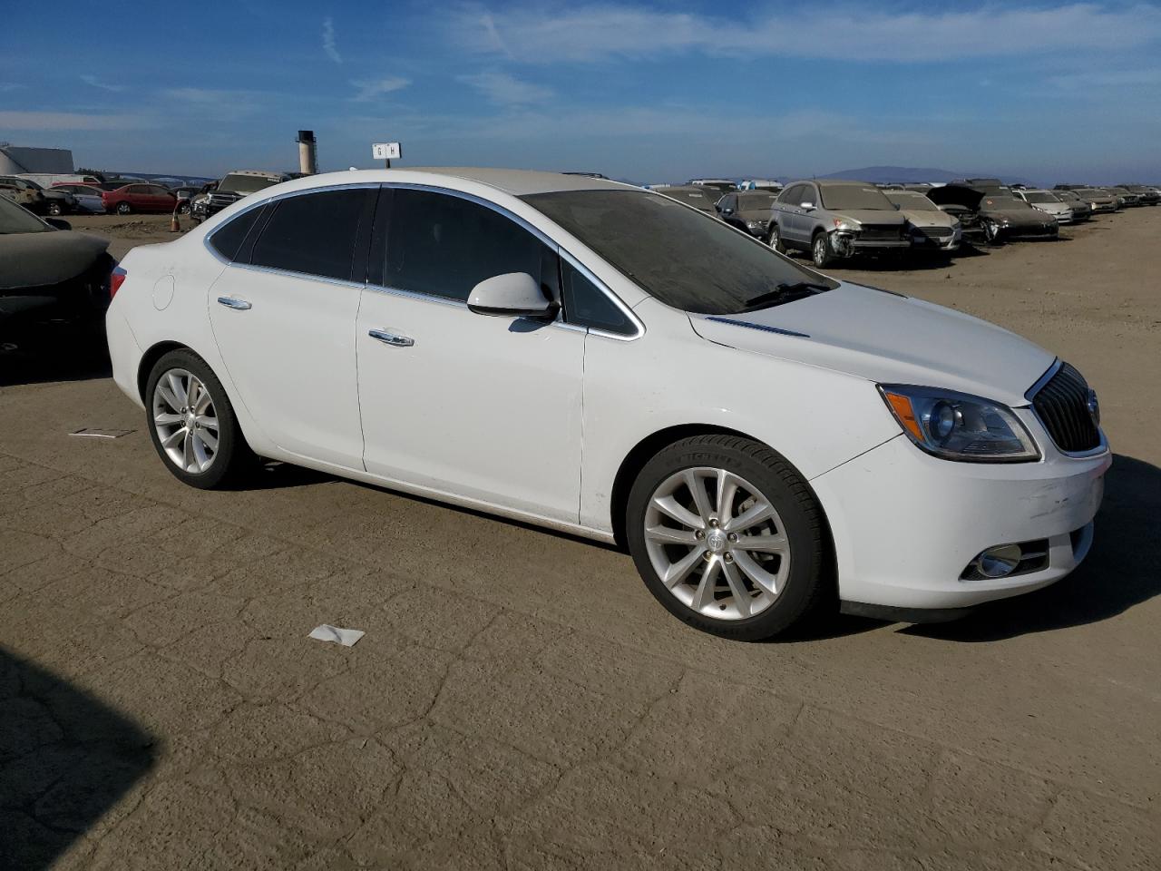 VIN 1G4PR5SKXD4159229 2013 BUICK VERANO no.4