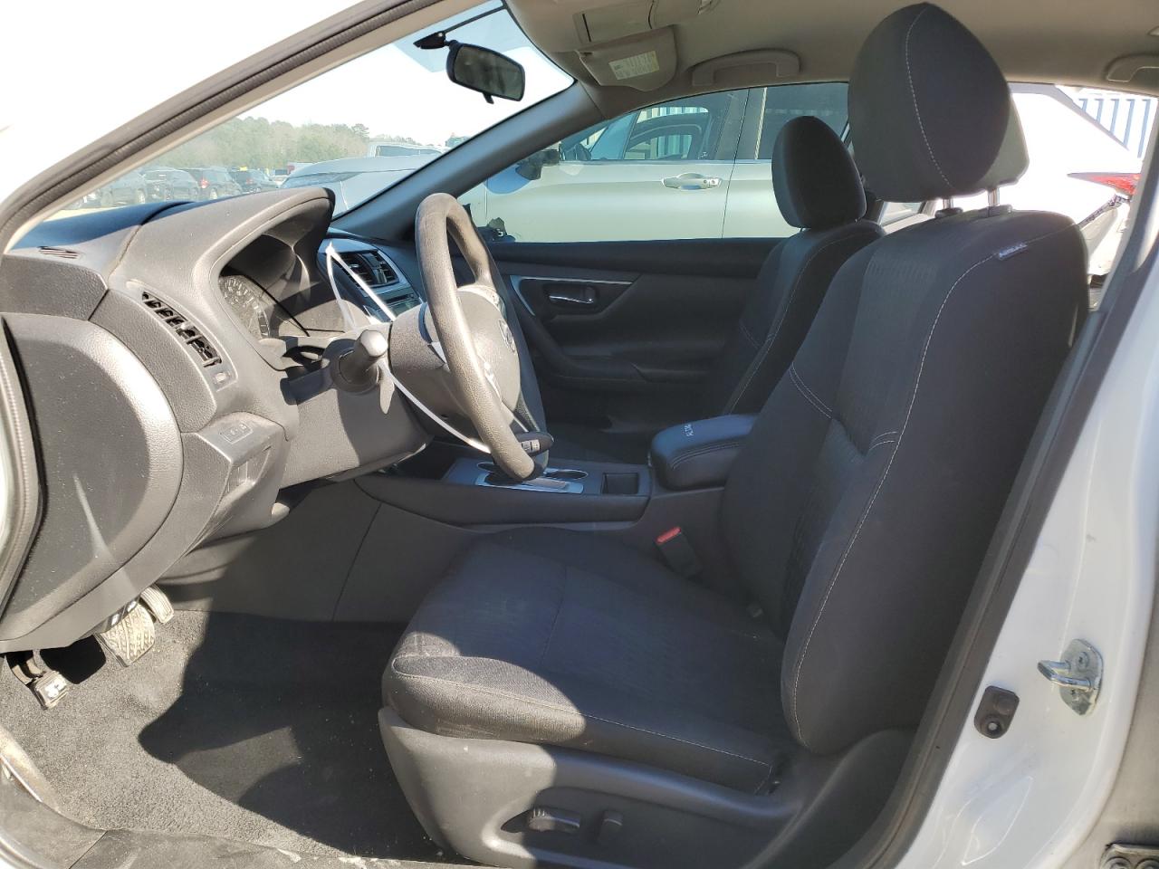 2018 Nissan Altima - Image 7