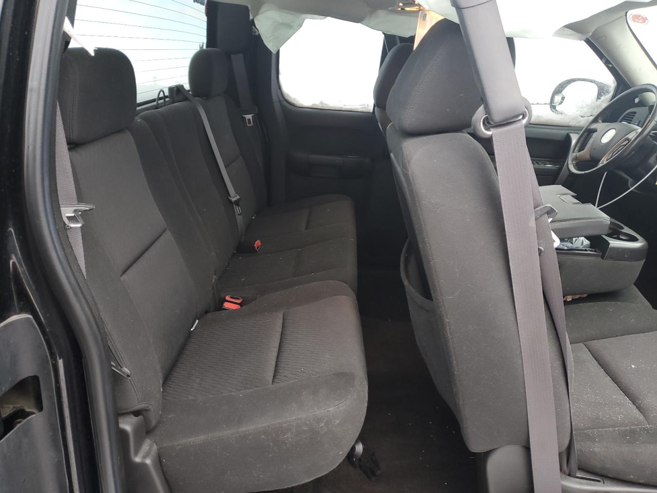 2011 Chevrolet Silverado - Image 10