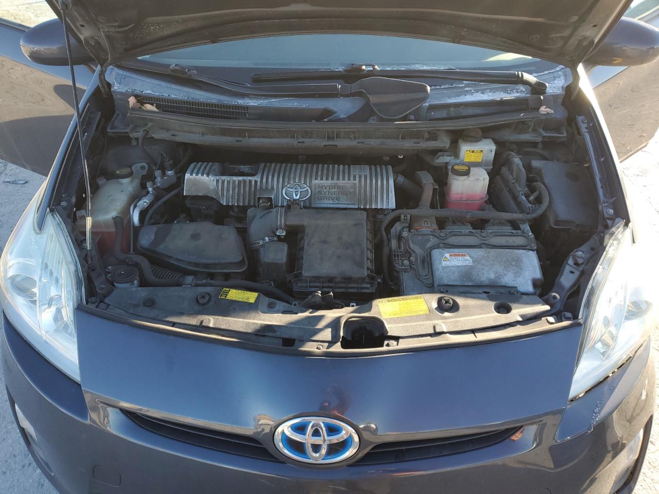2010 Toyota Prius - Image 11