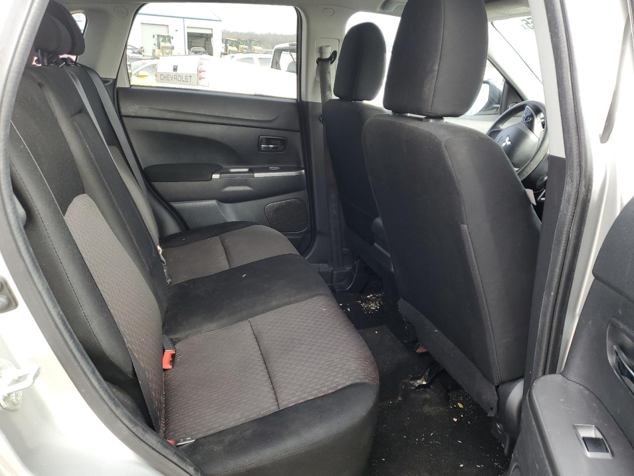 2019 Mitsubishi Outlander - Image 11