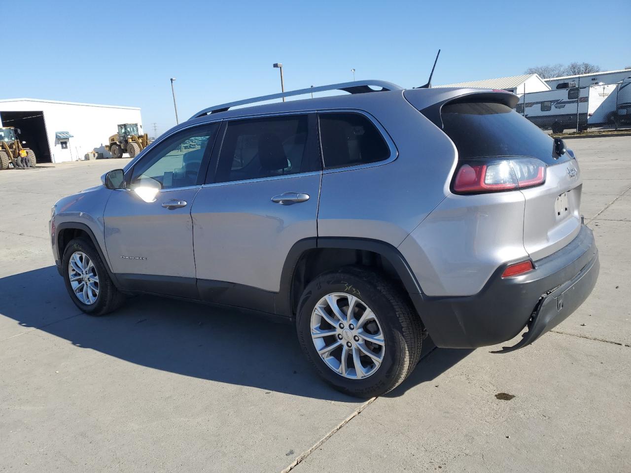 2019 Jeep Grand Cherokee - Image 2