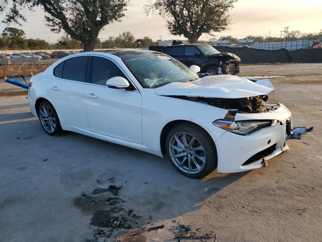 2021 Alfa Romeo Giulia - Image 4
