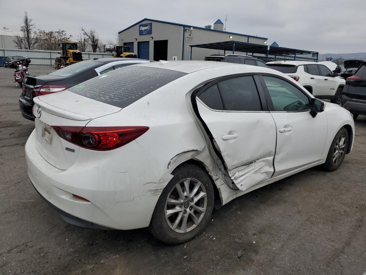 2015 Mazda 3 - Image 3