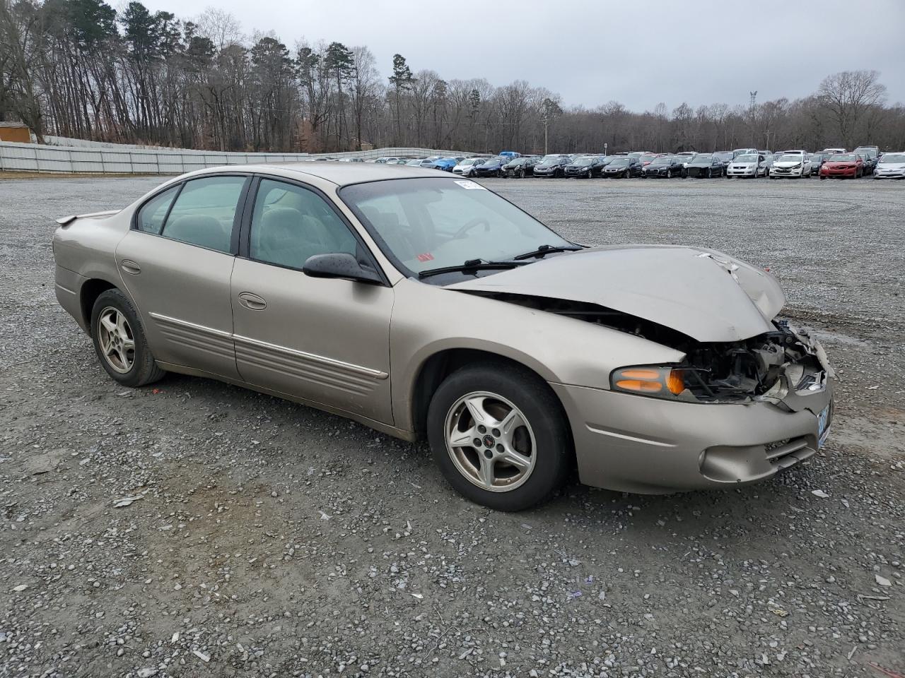 2002 Pontiac Bonneville - Image 4