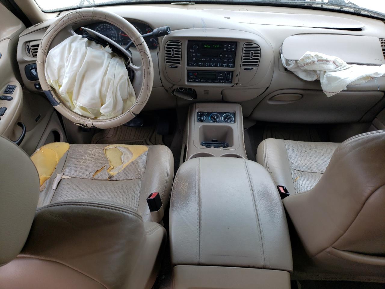2001 Ford Expedition - Image 8