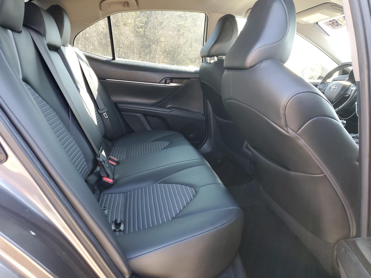 2021 Toyota Camry - Image 11