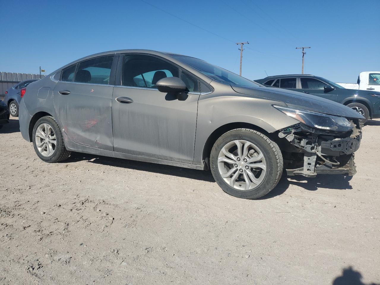 2019 Chevrolet Cruze - Image 4