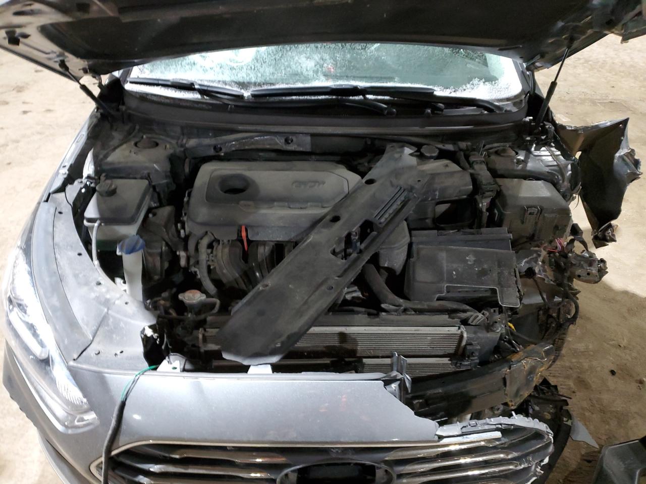 2018 Hyundai Sonata - Image 13