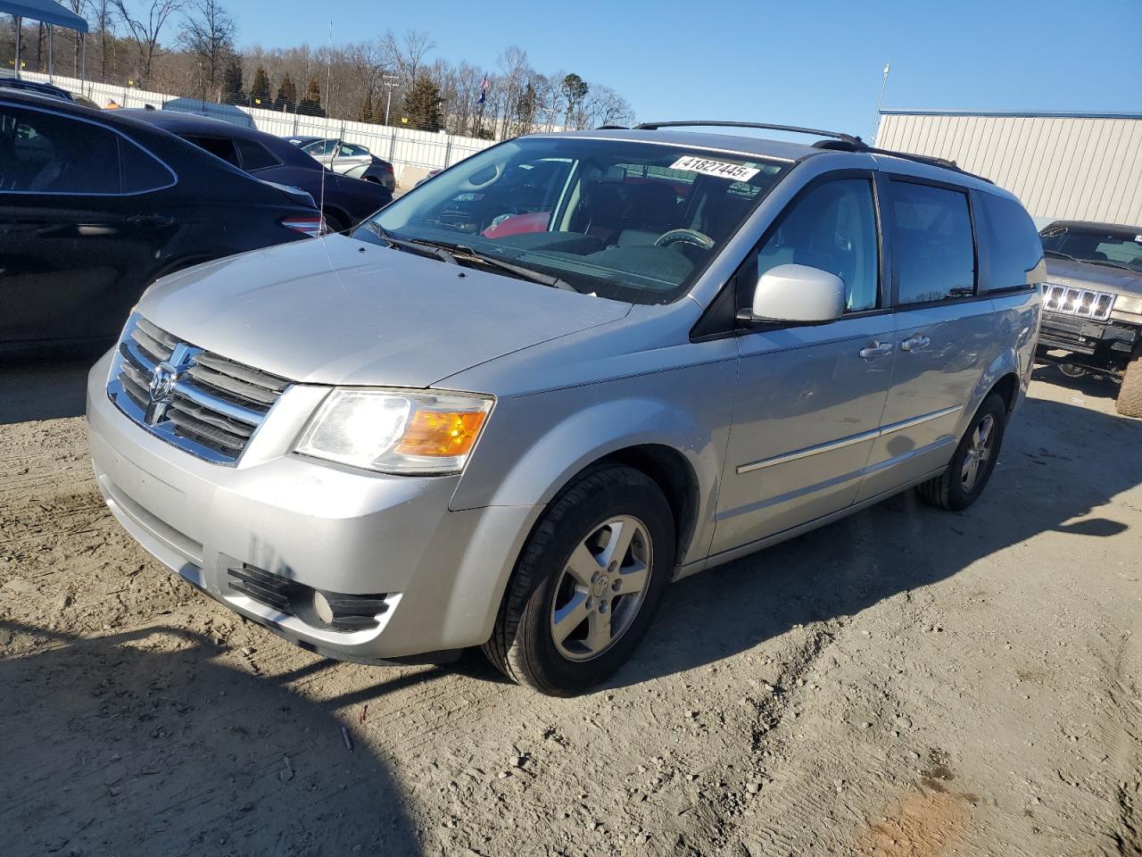 2010 Dodge Caravan - Image 1