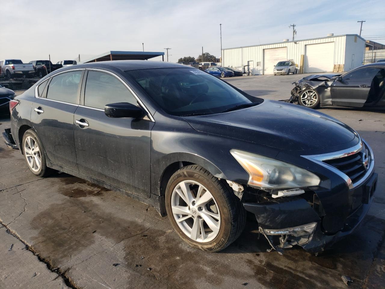 2015 Nissan Altima - Image 4