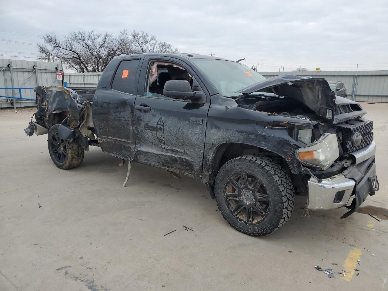 2018 Toyota Tundra - Image 4