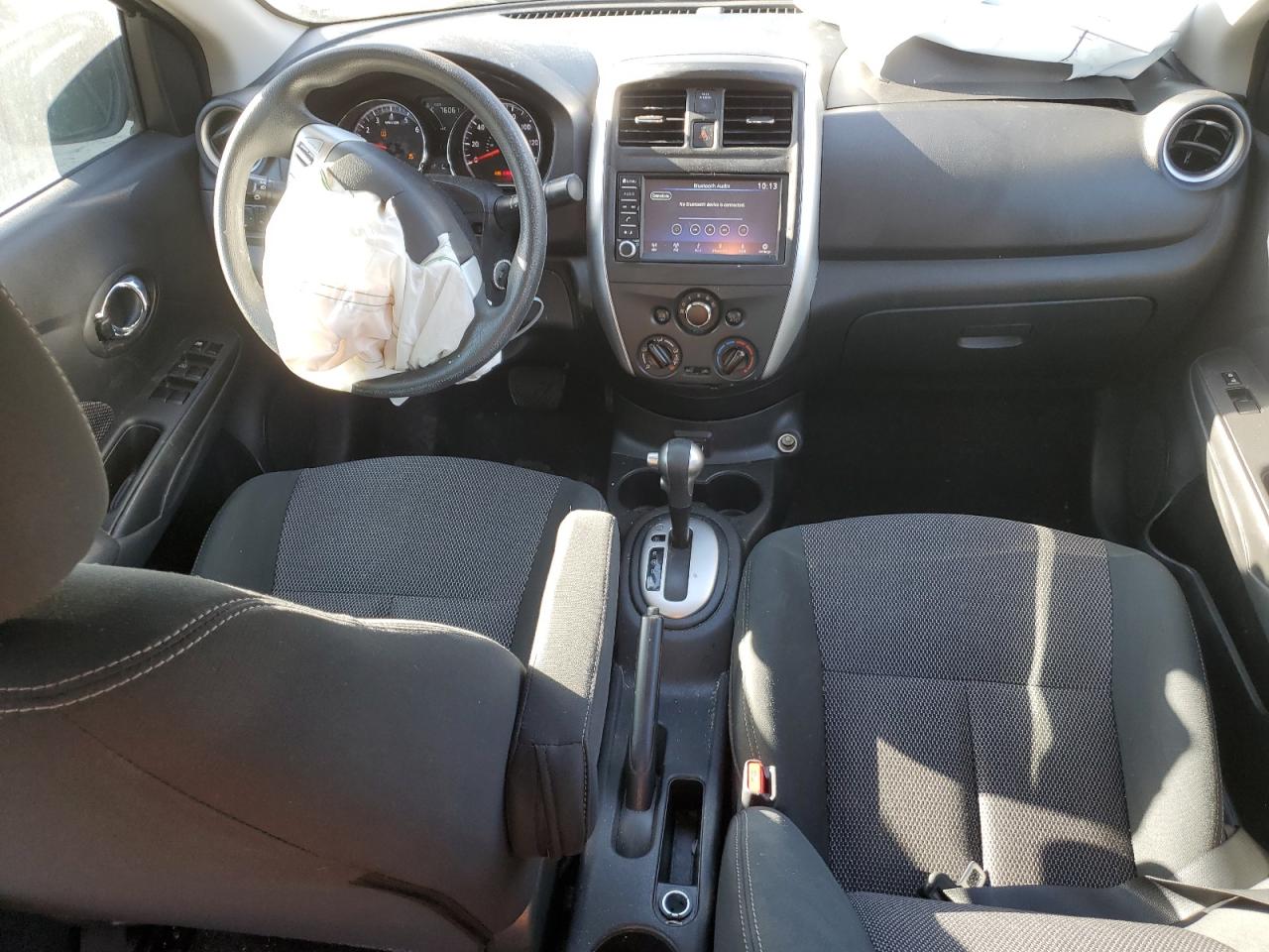 2019 Nissan Versa - Image 8