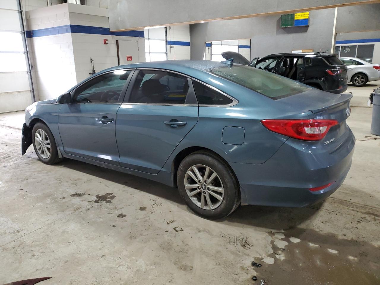 2017 Hyundai Sonata - Image 2