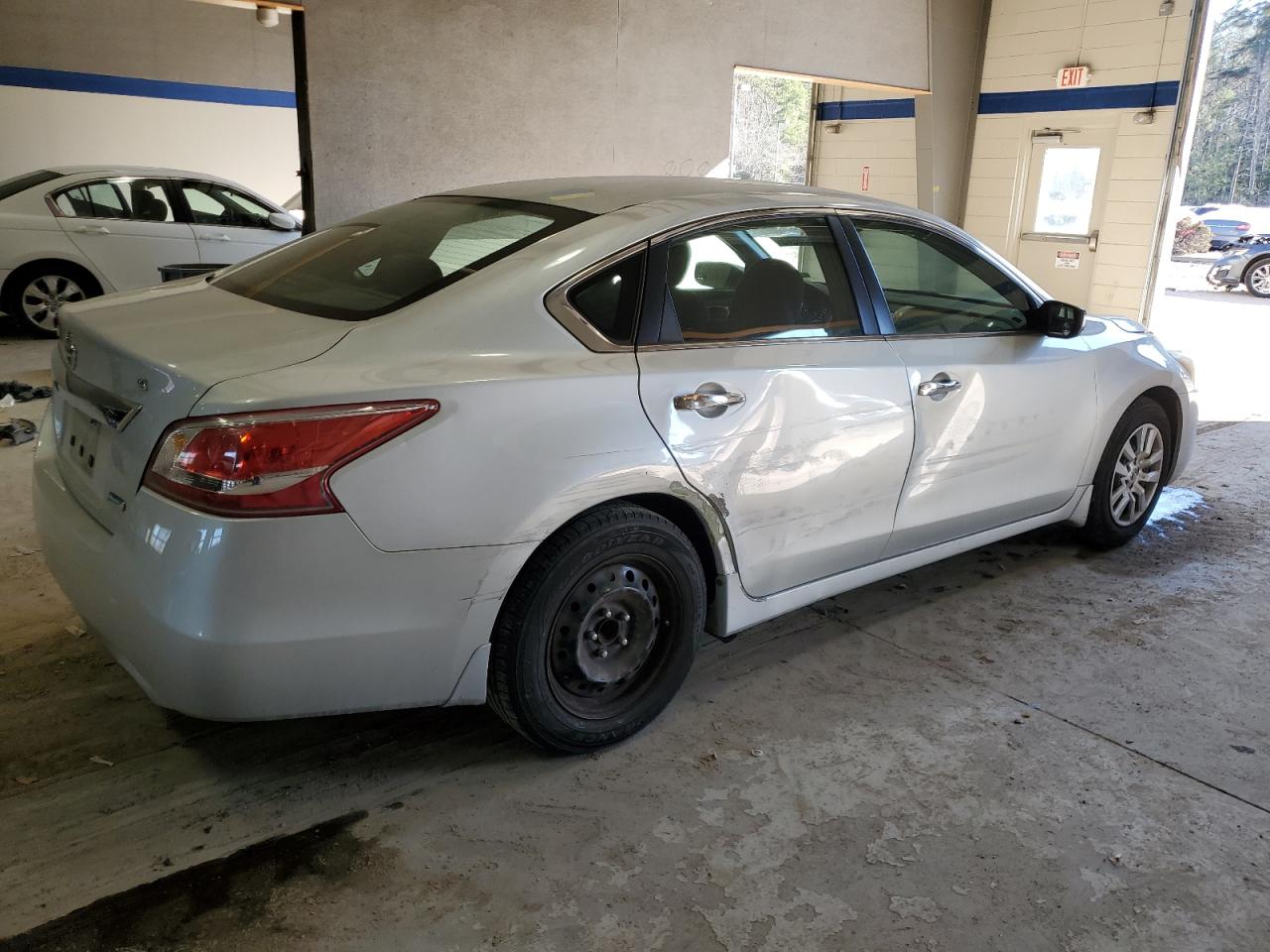 2013 Nissan Altima - Image 3