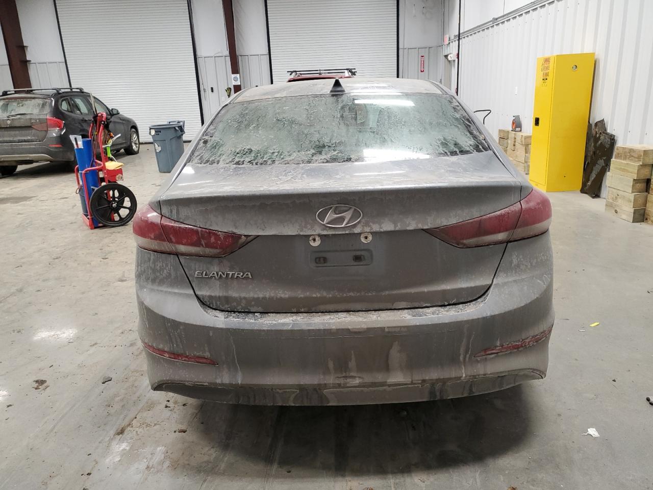 2018 Hyundai Elantra - Image 6