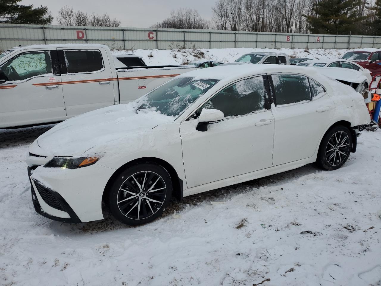 2023 Toyota Camry - Image 1
