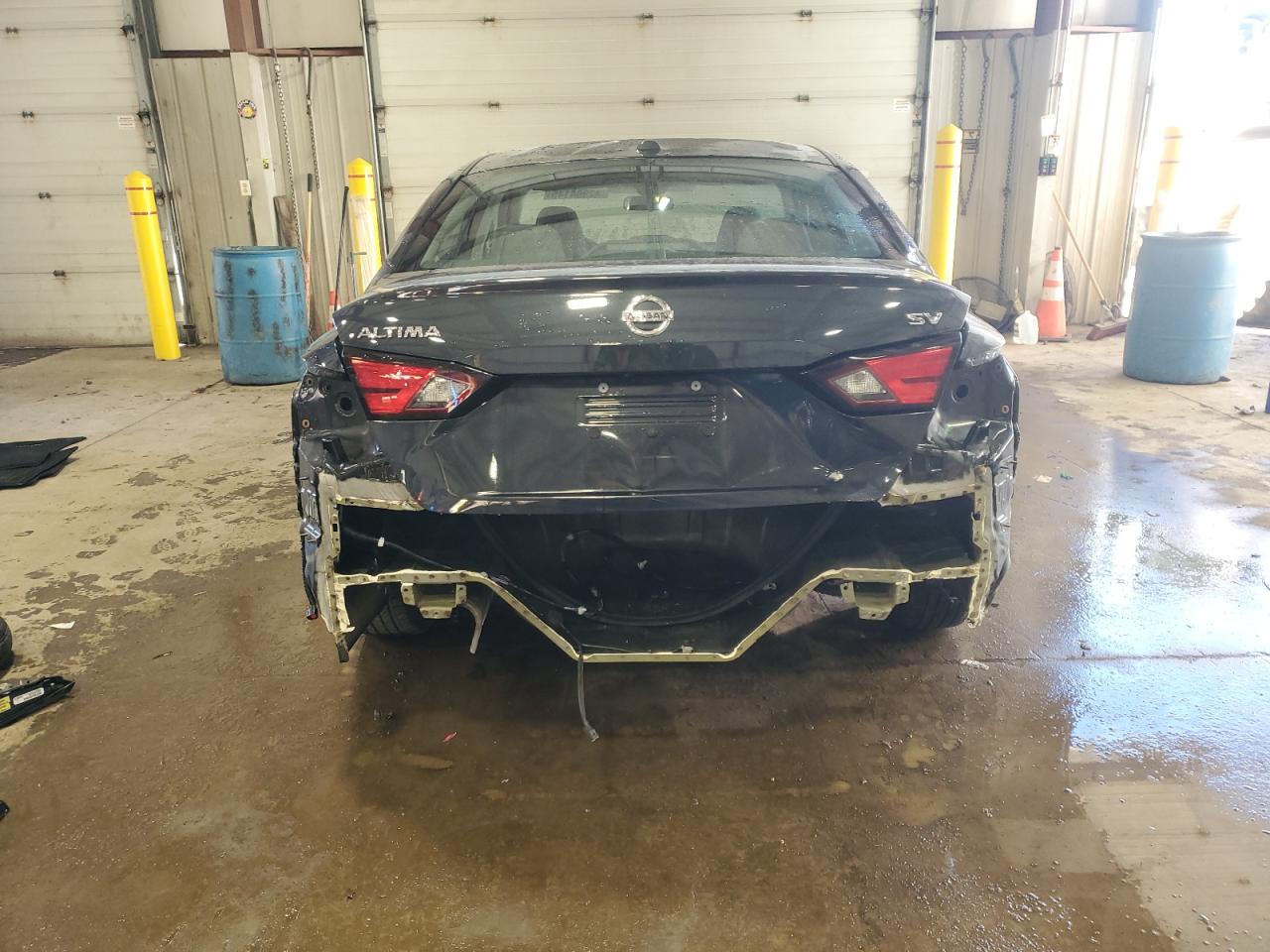 2021 Nissan Altima - Image 6