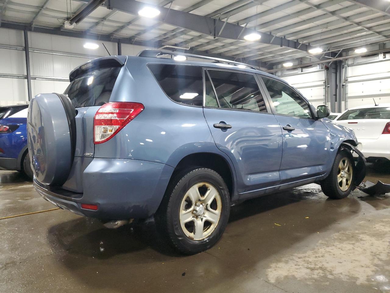2012 Toyota RAV 4 - Image 3