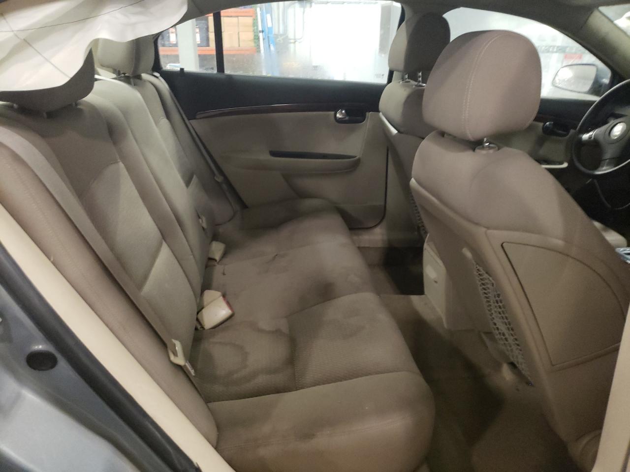 2008 Saturn Aura - Image 10