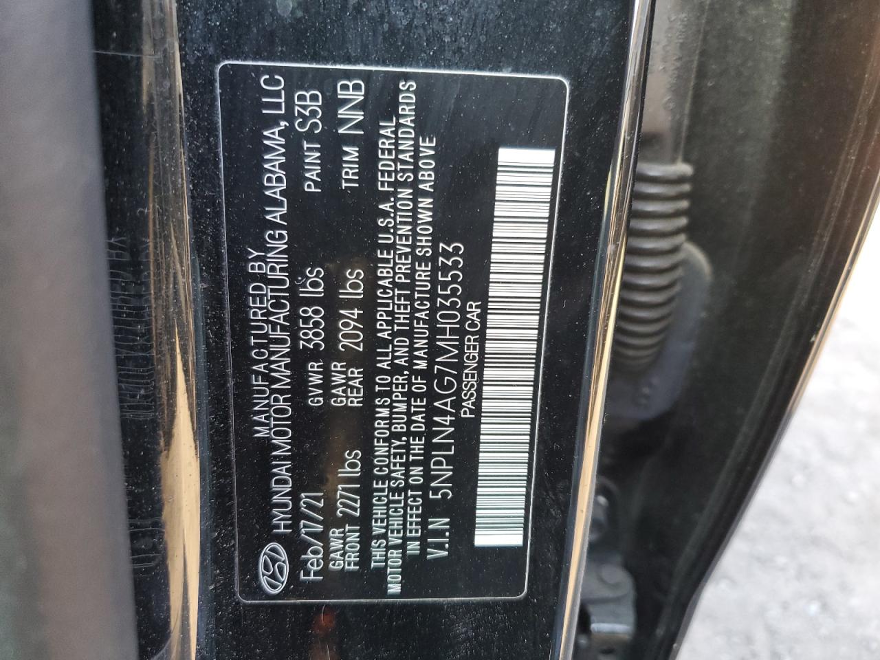 2021 Hyundai Elantra - Image 12