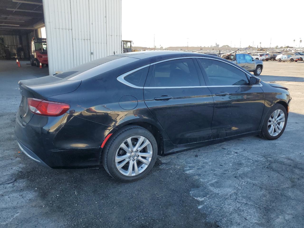 2015 Chrysler 200 - Image 3