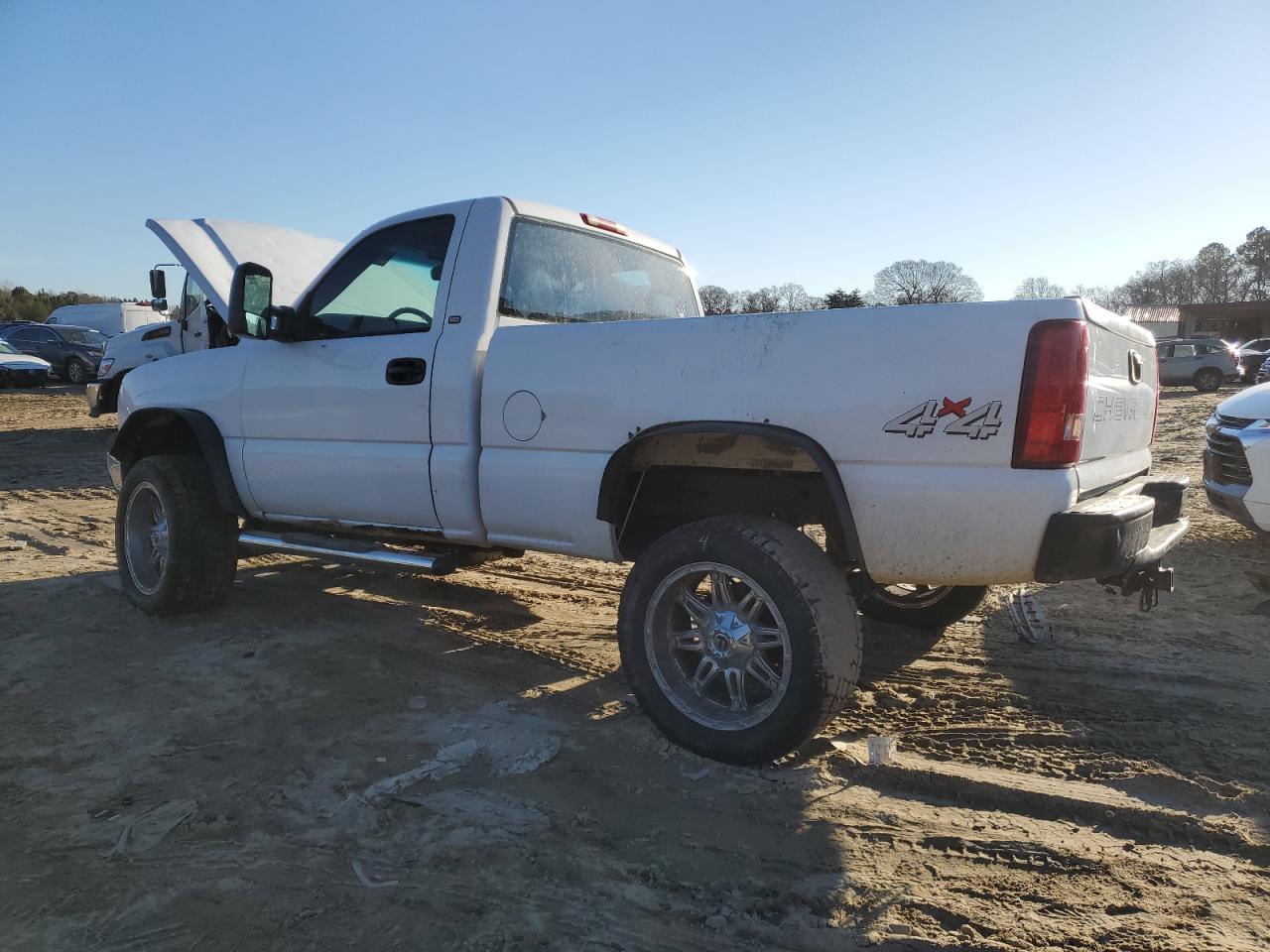 2001 Chevrolet Silverado - Image 2