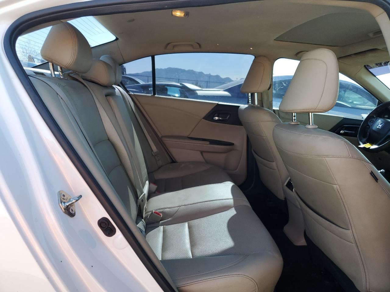 2017 Honda Accord - Image 10