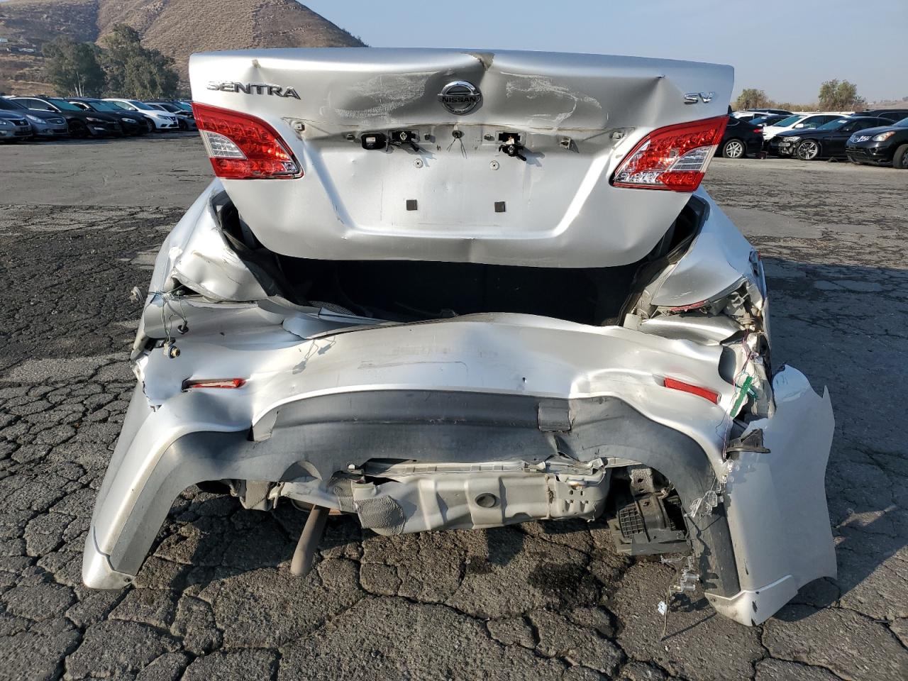 2015 Nissan Sentra - Image 6