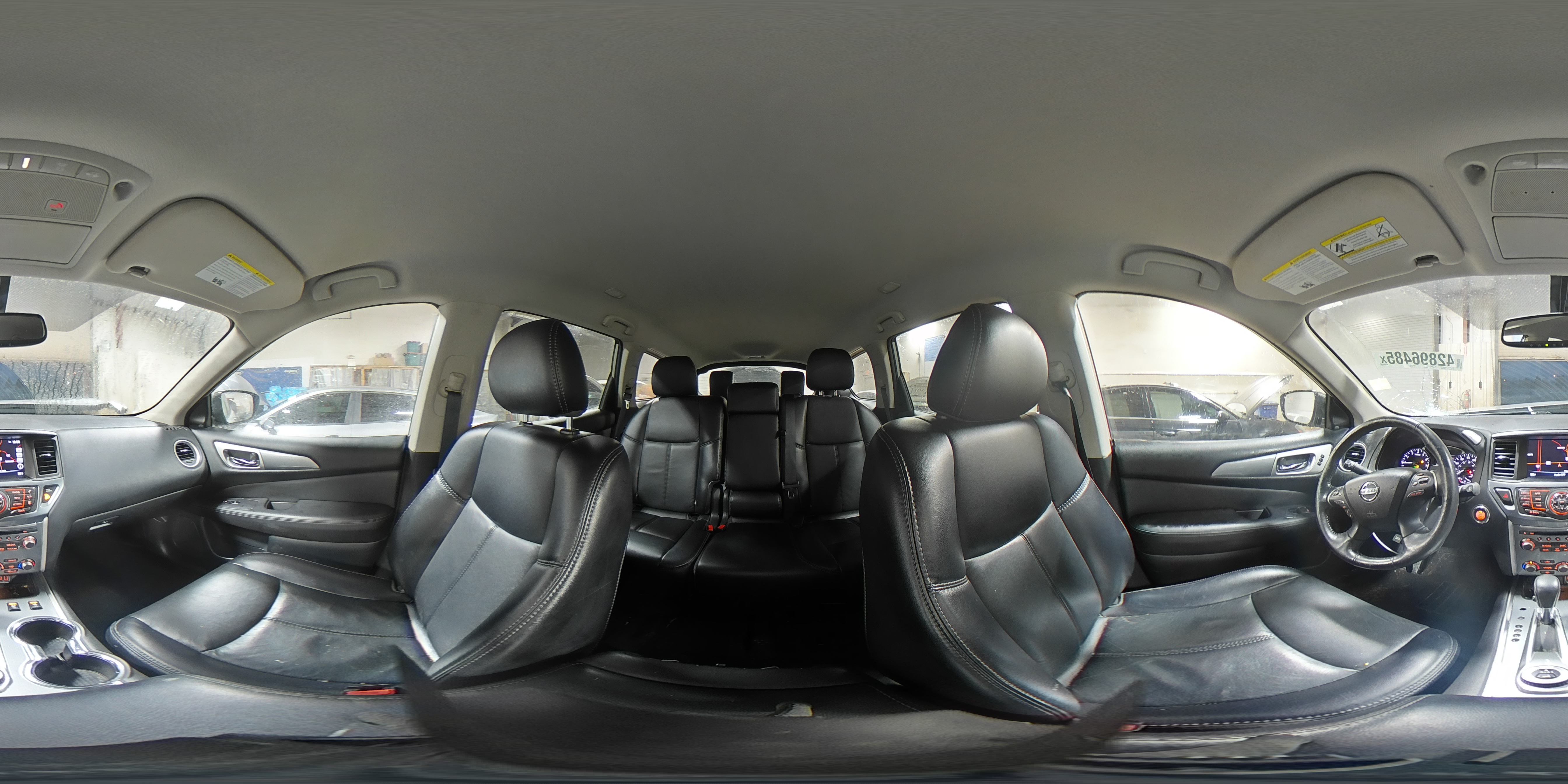 2019 Nissan Pathfinder - Image 15