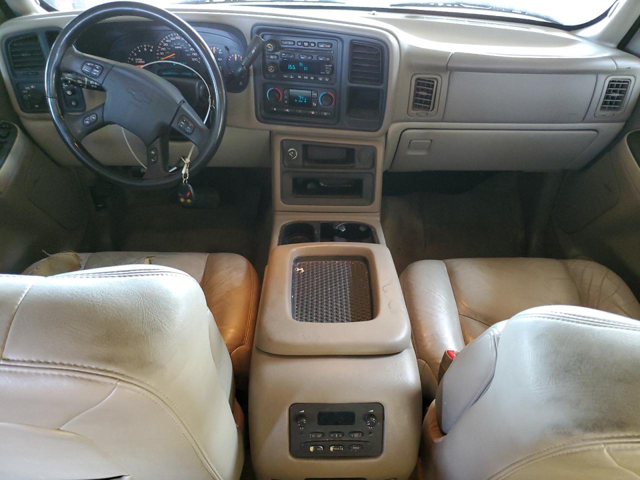 2003 Chevrolet Suburban - Image 8
