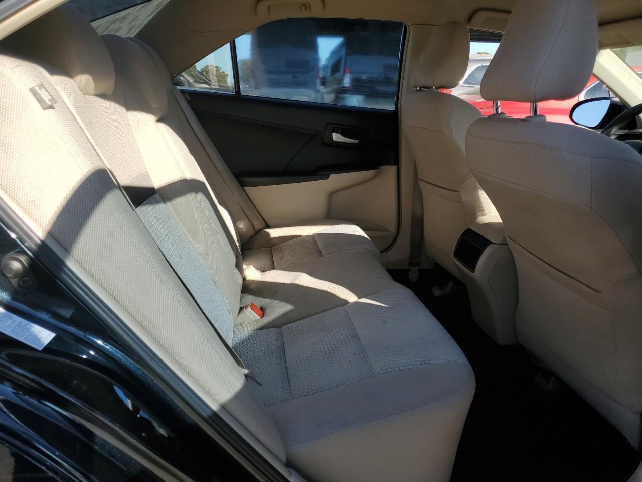 2012 Toyota Camry - Image 10