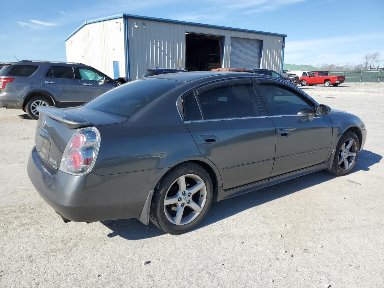 2005 Nissan Altima - Image 3
