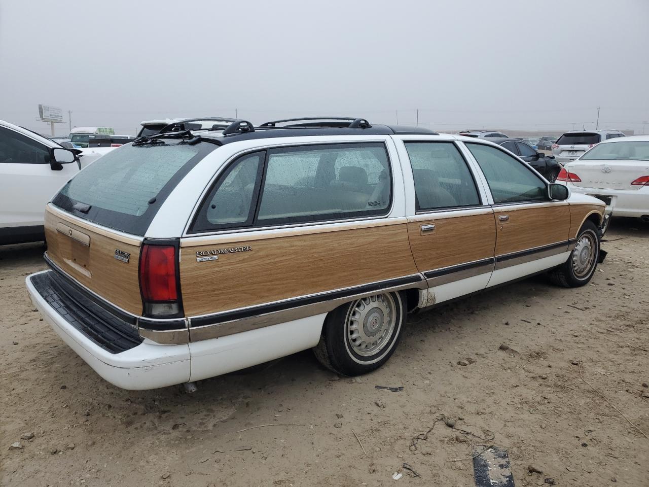 1996 Buick Roadmaster - Image 3