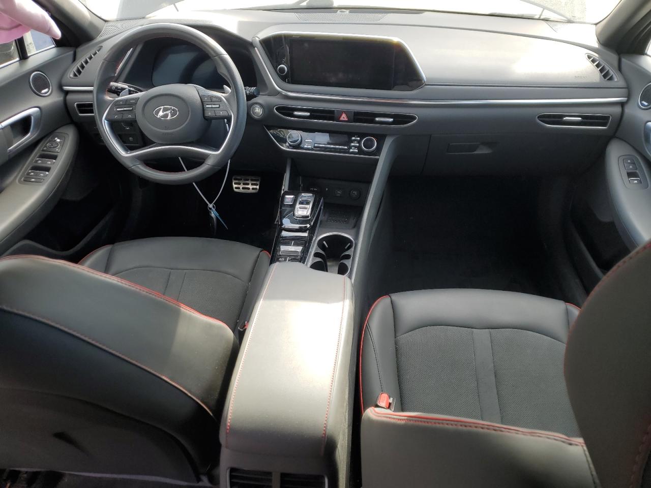 2021 Hyundai Sonata - Image 8