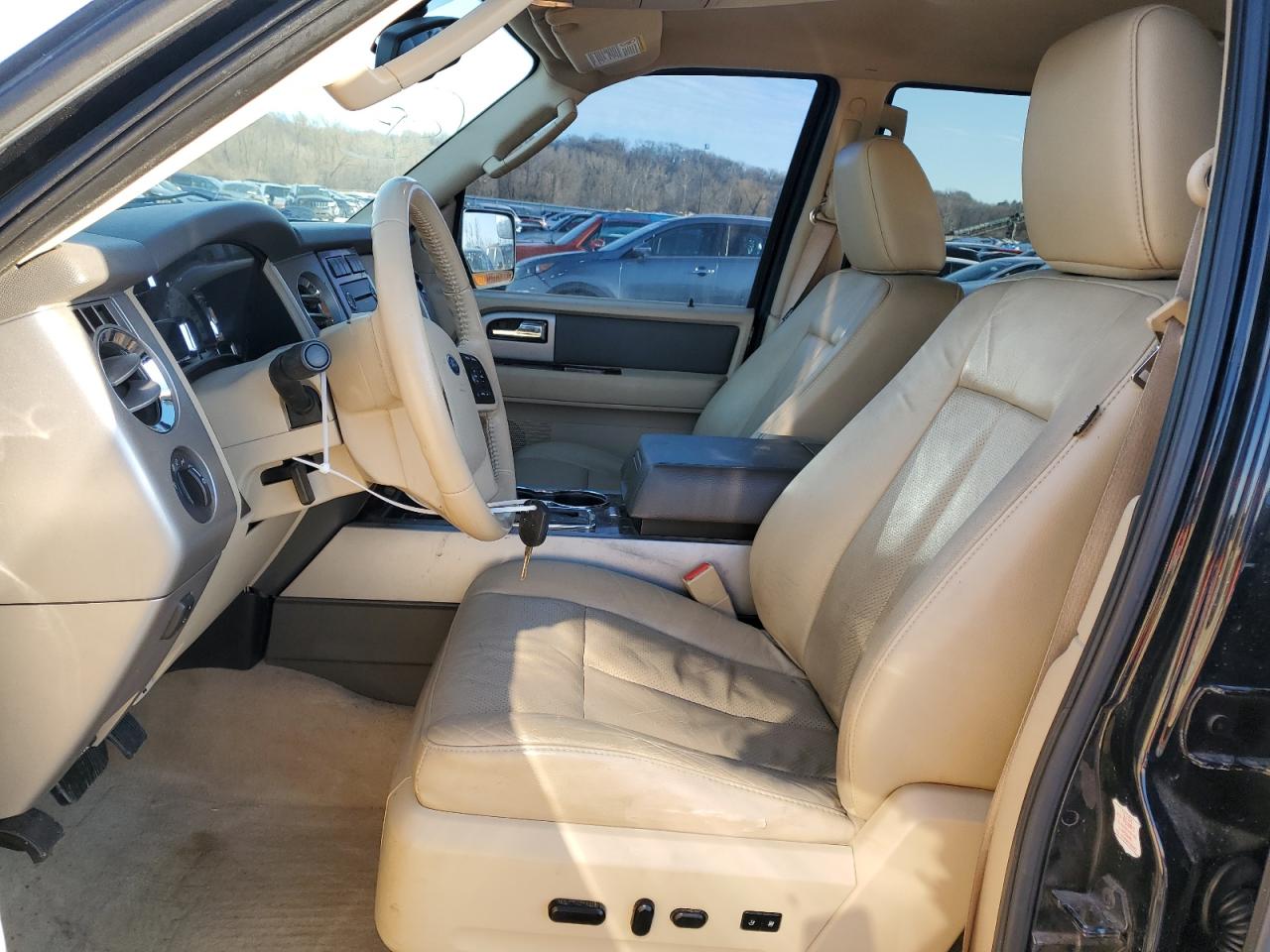 2014 Ford Expedition - Image 7